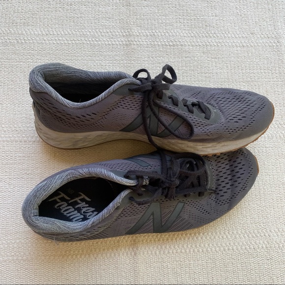 New Balance Other - New balance mens sneakers size 9